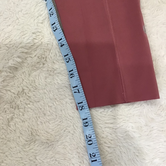Lululemon Women Size 8 Fast & Free High Rise Crop Dusty Rose Leggings Yoga Gym - Picture 8 of 8